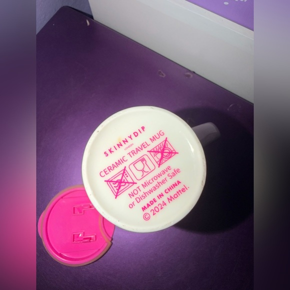 💕NWOT Barbie Pink Chevron Mug with handle - Picture 5 of 5